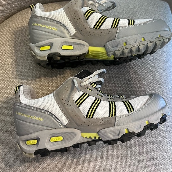 Cannondale Women’s Cycling Shoes‎ - Picture 2 of 6